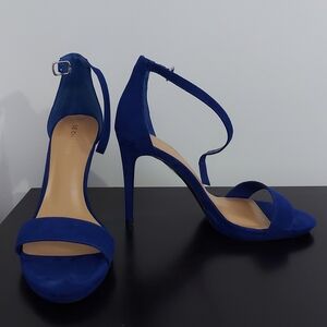 Elegant Blue Stiletto Heels